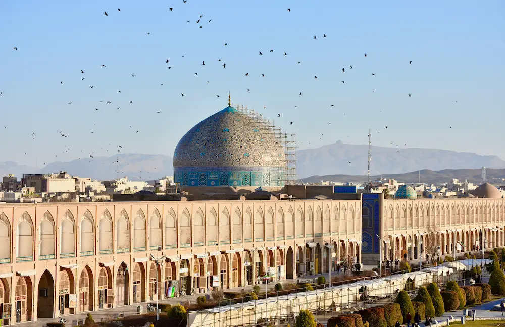 Isfahan: Nesf-e Jahan (Half the World)