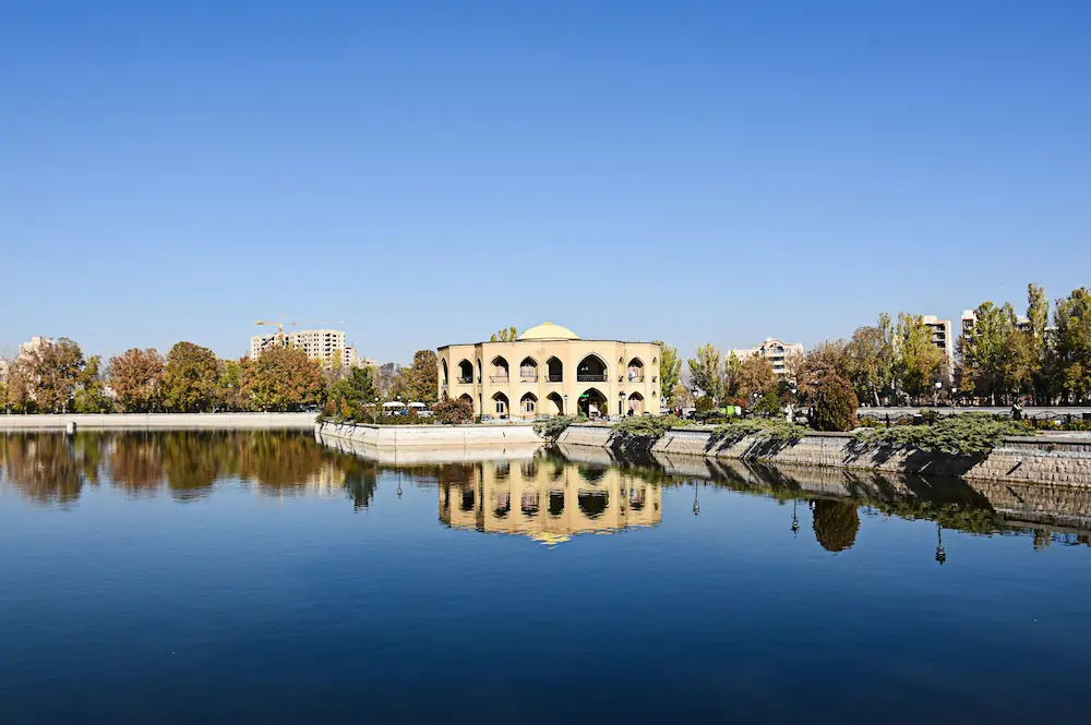 Explore El Goli Park