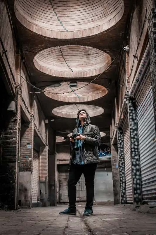 Tehran's Heritage Walk: Bazaar, Palaces & Street Food